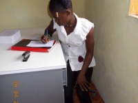 louis-mopolu-die-reserve-registriererin-der-yarbayah-clinic