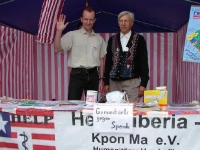 vereinsvorstande-beim-herbstfest-in-spielberg